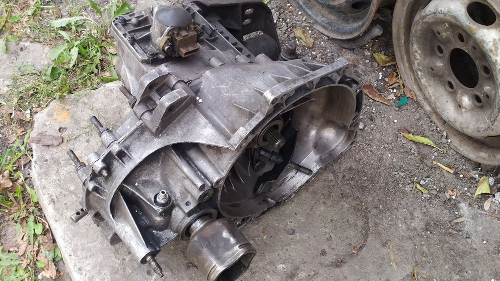 КПП Коробка передач Форд Ескорт 1.8 Ford Escort 1.8TD