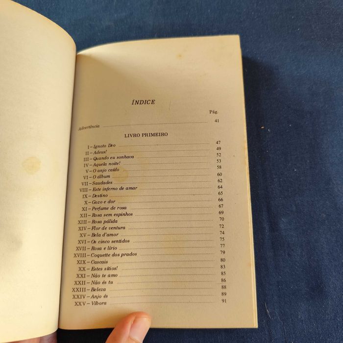 Almeida Garrett - Folhas Caídas