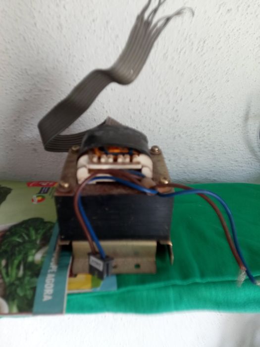 Transformadores 220v - ?