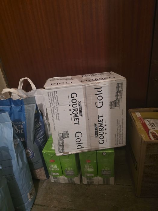Vendo purina lata