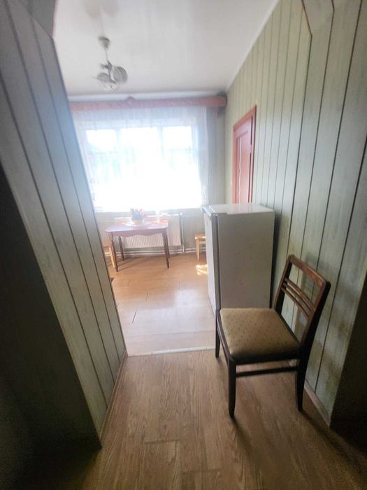 Продаж цегляного будинку з гарною земельною ділянкою, центр міста.