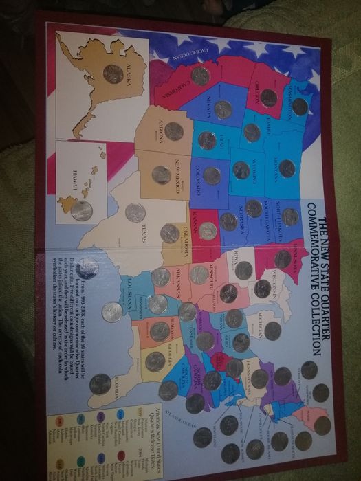 Уникальный альбом монет четвертаков США 50 штатов