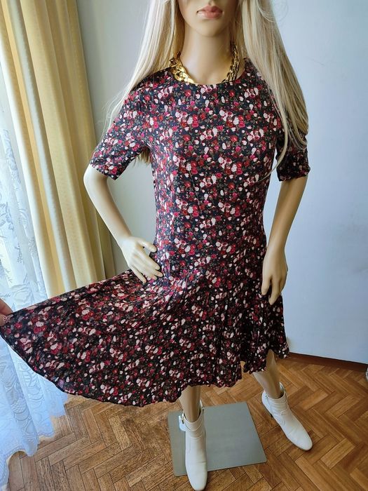 H&M sukienka w kwiaty falbaniasta 36 romantyczna lekka na co dzień