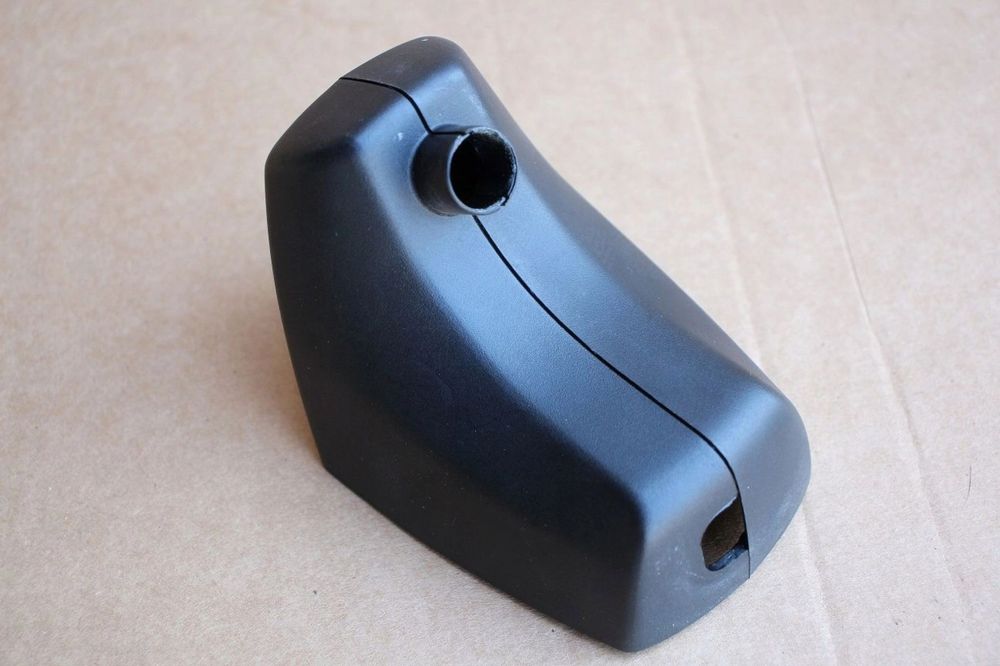 Zaślepka osłona sensora czujnika deszczu lusterka wstecznego BMW 7132096