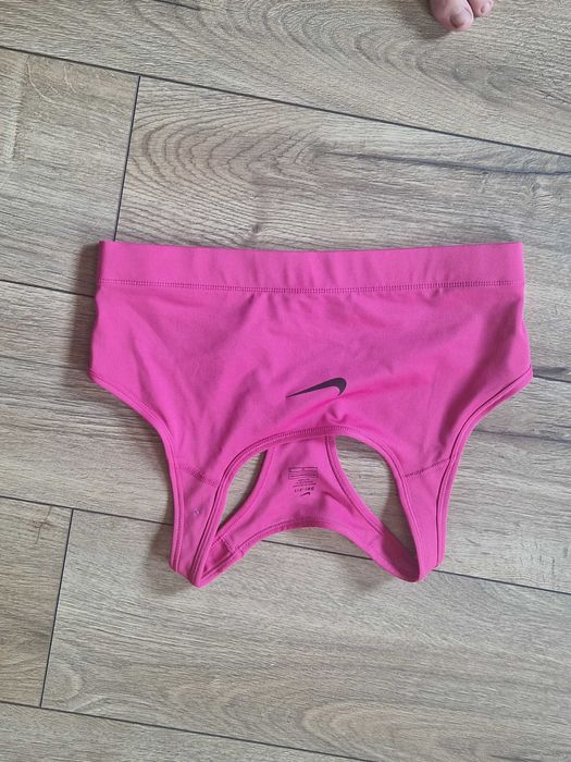 Спортивний топ топік