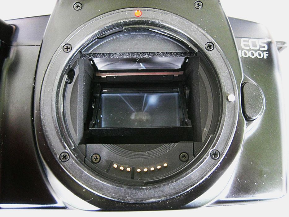 Canon Eos 1000F ładny stan zachowania