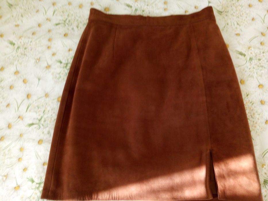 Saia pele camurça