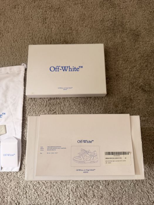 Off-White out of office