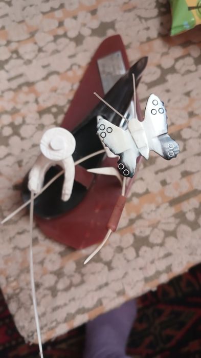 Продам сувенир Рыбак из кости и рога