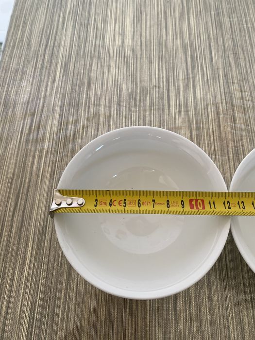 Prato e tigela de porcelana