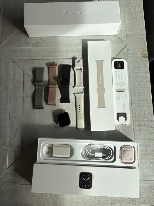Apple Watch Serie 5 44mm Gold Aluminum