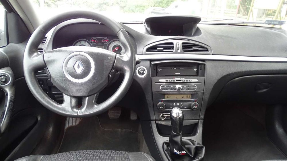 RENAULT LAGUNA 2,0 BENZYNA,klima,skóra,nawi,elektryka,alu