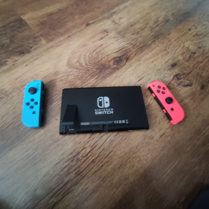 Nintendo Switch V2 64gb