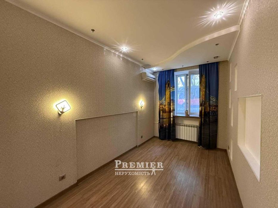 Ремонт, локація, комфорт: квартира в тихому центрі