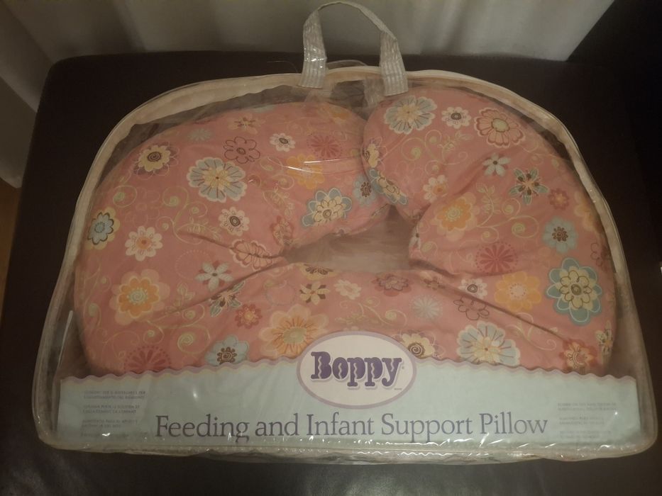 Boppy Pillow Original – Almofada de Amamentação e apoio para bebé – Floral Rosa