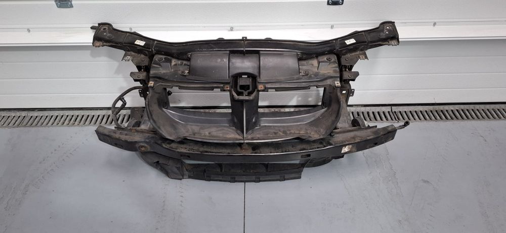 Frente fibra e reforco bmw E92 e93 Lci