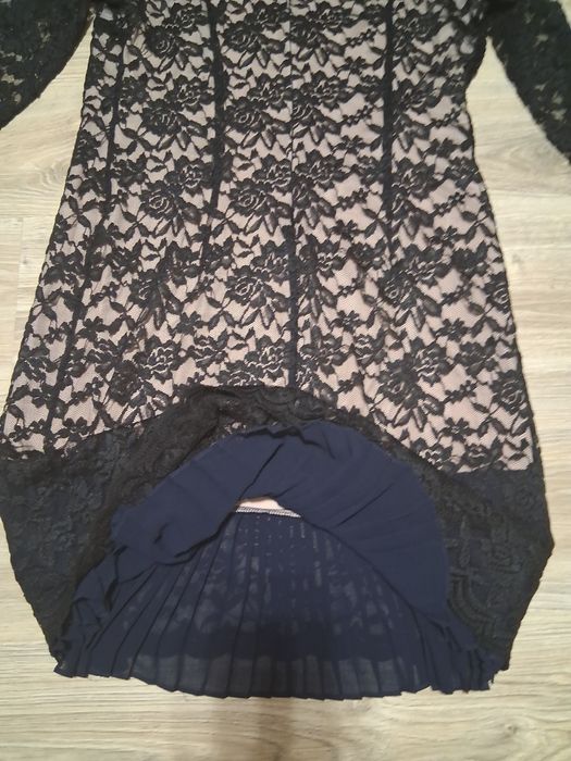 Sukienka damska elegancka koronka 42 XL QUIOSQUE