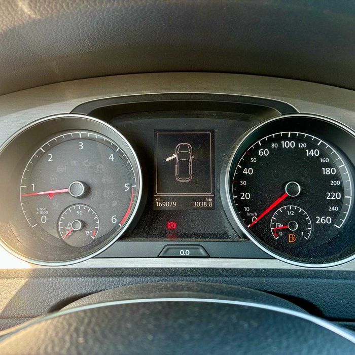 VW Golf VII 1.6 TDi BlueMotion Highline · Nacional