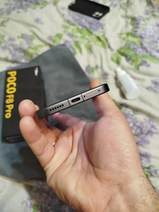 Pocco f8 pro 12-24/256