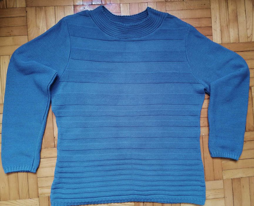 Niebieski sweter Skovhuus rozm. 40