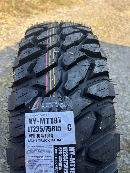 Шини грязьові 235/75R15 УАЗ, Нива, Terracan, BT-50, Frontera, Pajero