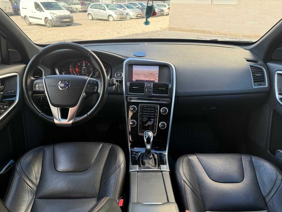 VOLVO XC60 D4 Automatico