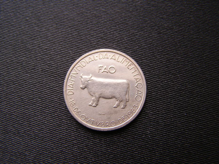 moedas comemorativas escudos - várias