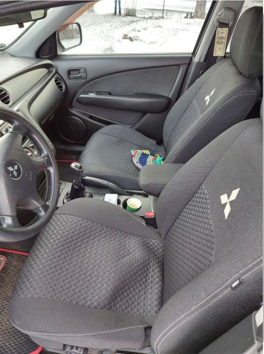 Продам Mitsubishi Outlender 1