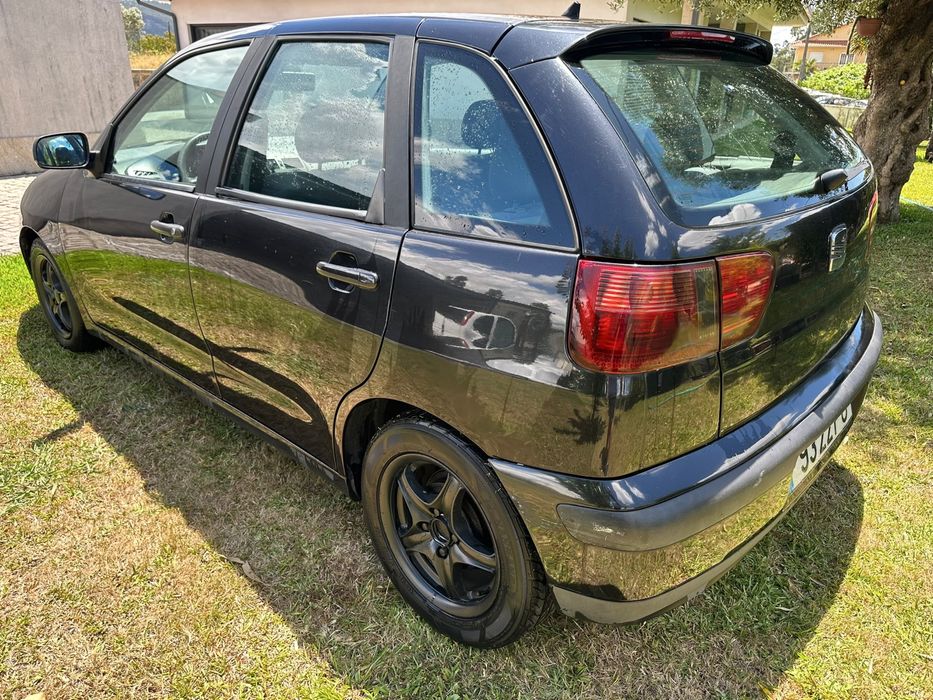 Seat Ibiza 6k ,aceito trocas