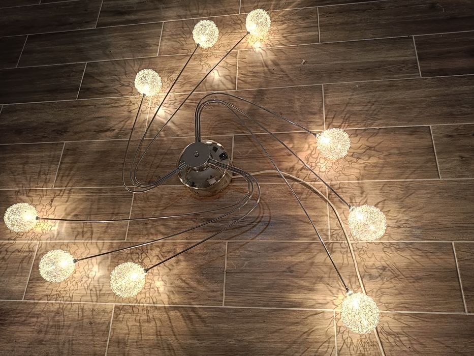 lampa sufitowa wisząca z 9 elementów
