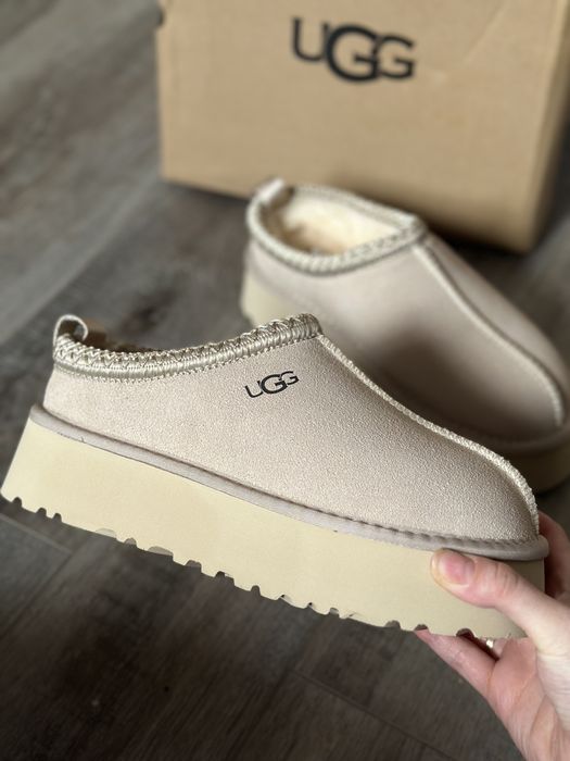 Уггі жіночі бежеві UGG Tazz черевики