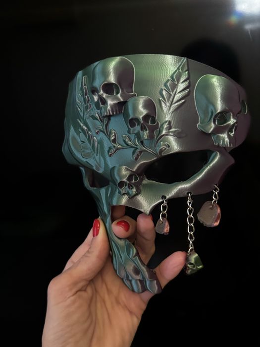 Маска на Хеллоувин