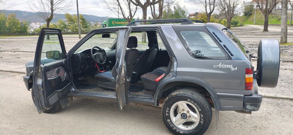 Opel Frontera A 2.5 TDS