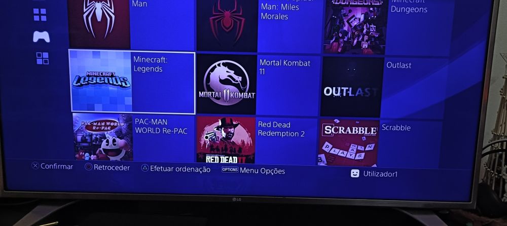 PS4 Slim 1TB + 30 jogos • HEN 11.50 • GoldHEN • 2 comandos