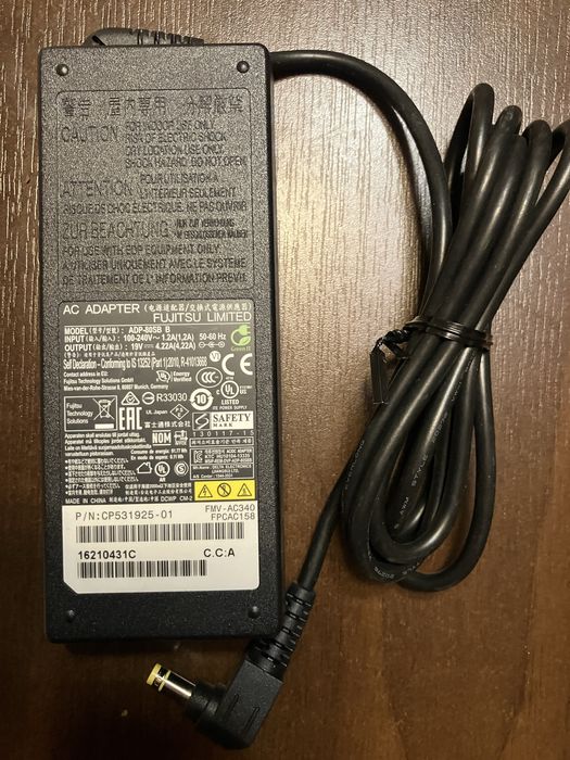 Zasilacz do laptopa fujitsu - nowy
