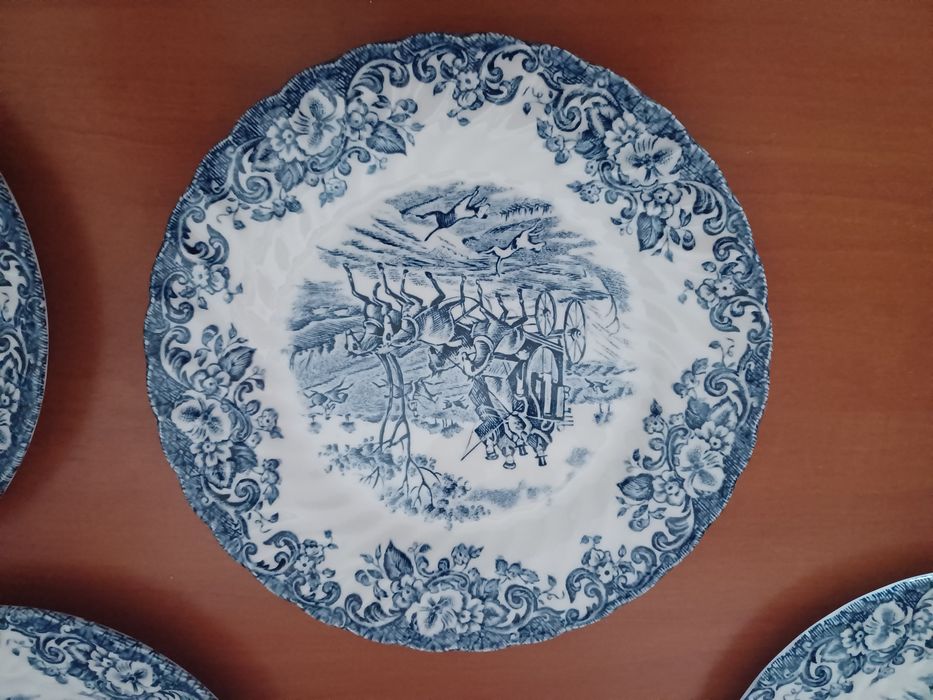 6 Johnson Brothers Dinner Plates - Coaching Scenes430851796784926721