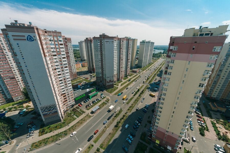 Посуточно.2комнатная.С видом на Днепр.Патриотика.Позняки-Осокорки.-7-555.biz.ua