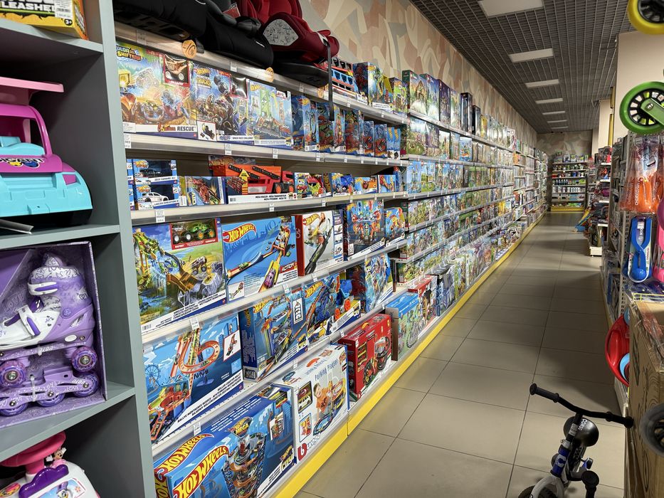 Стелажі торгові