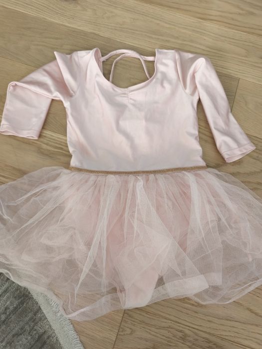 Strój na balet 122/128 H&M