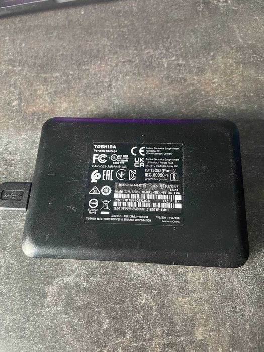 Продам жорстик диск Toshiba 4TB