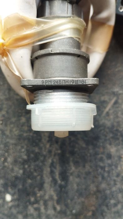 Радиодетали с содержанием