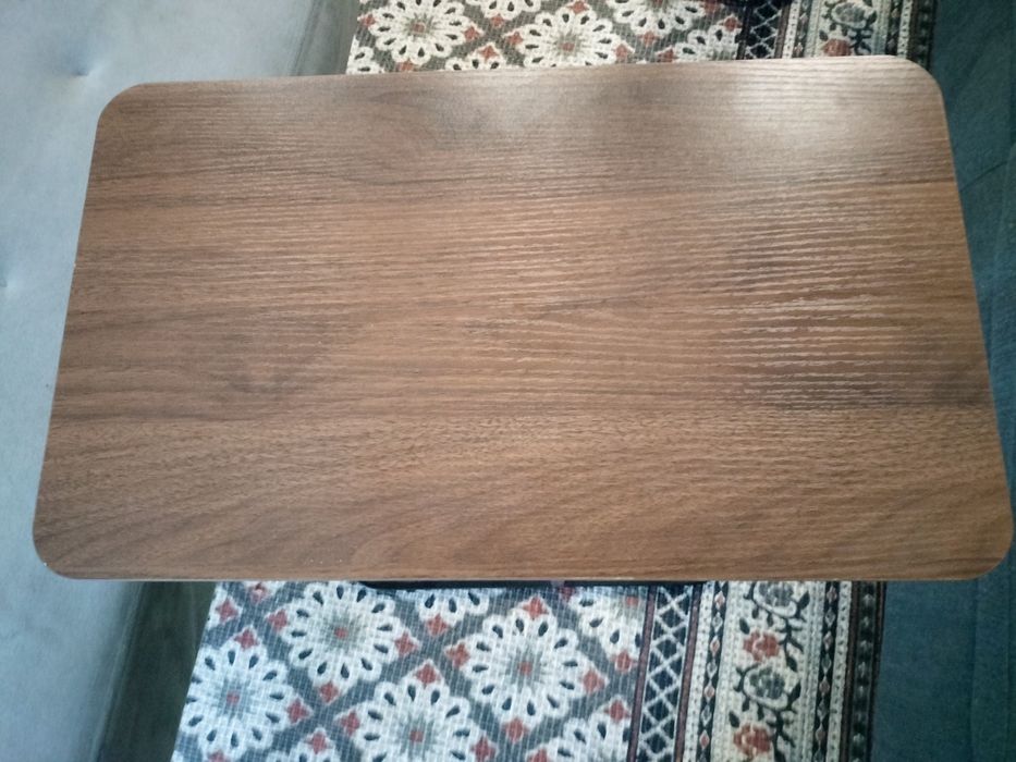 Banqueta/banco + mesa p/ portátil