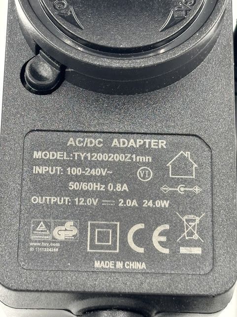 outlet oryginalny zasilacz napięcie 12 v 2 a moc 24 w ac