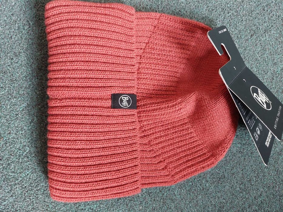 ### NOWA Czapka Buff Knitted & Fleece Beanie Renso cinnamon ###