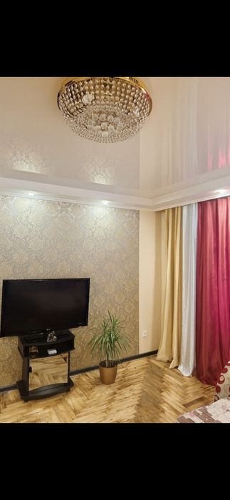 Здається 2-кімнатна квартира 17000 грн 
Хортицький район, на будь-який