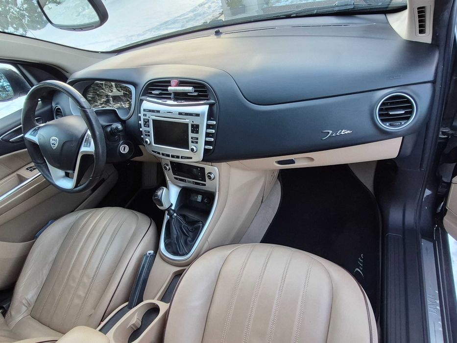 Piękna Lancia dla wyjątkowej Osoby