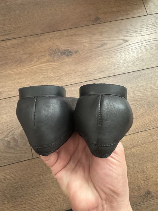 Продам балетки Clarks 36 розмір