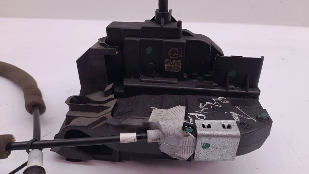 Fechadura / fecho porta frente direito NISSAN Qashqai II (J11)