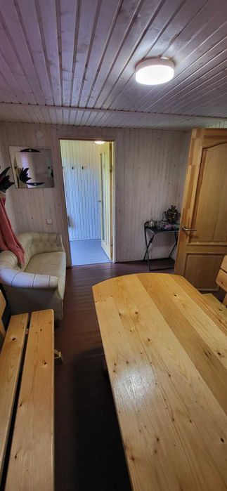 Двоповерховий будинок 192м², з окремим прим. бані на березі річки.