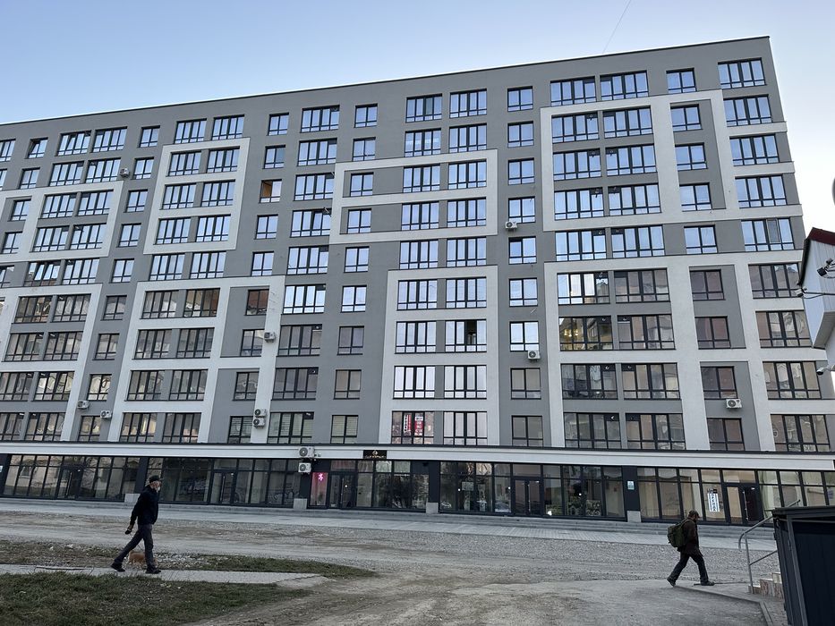 Оренда комерційного приміщення 130м2 вільного призначення Франківськ ЖК Молодіжний